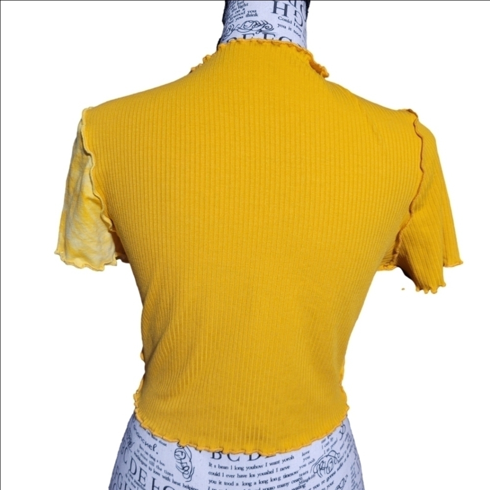 SHEIN croptop Medium Yellow - Picture 2 of 5